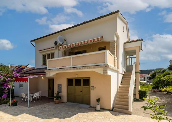 Beautiful In Apartamento Supetarska Draga